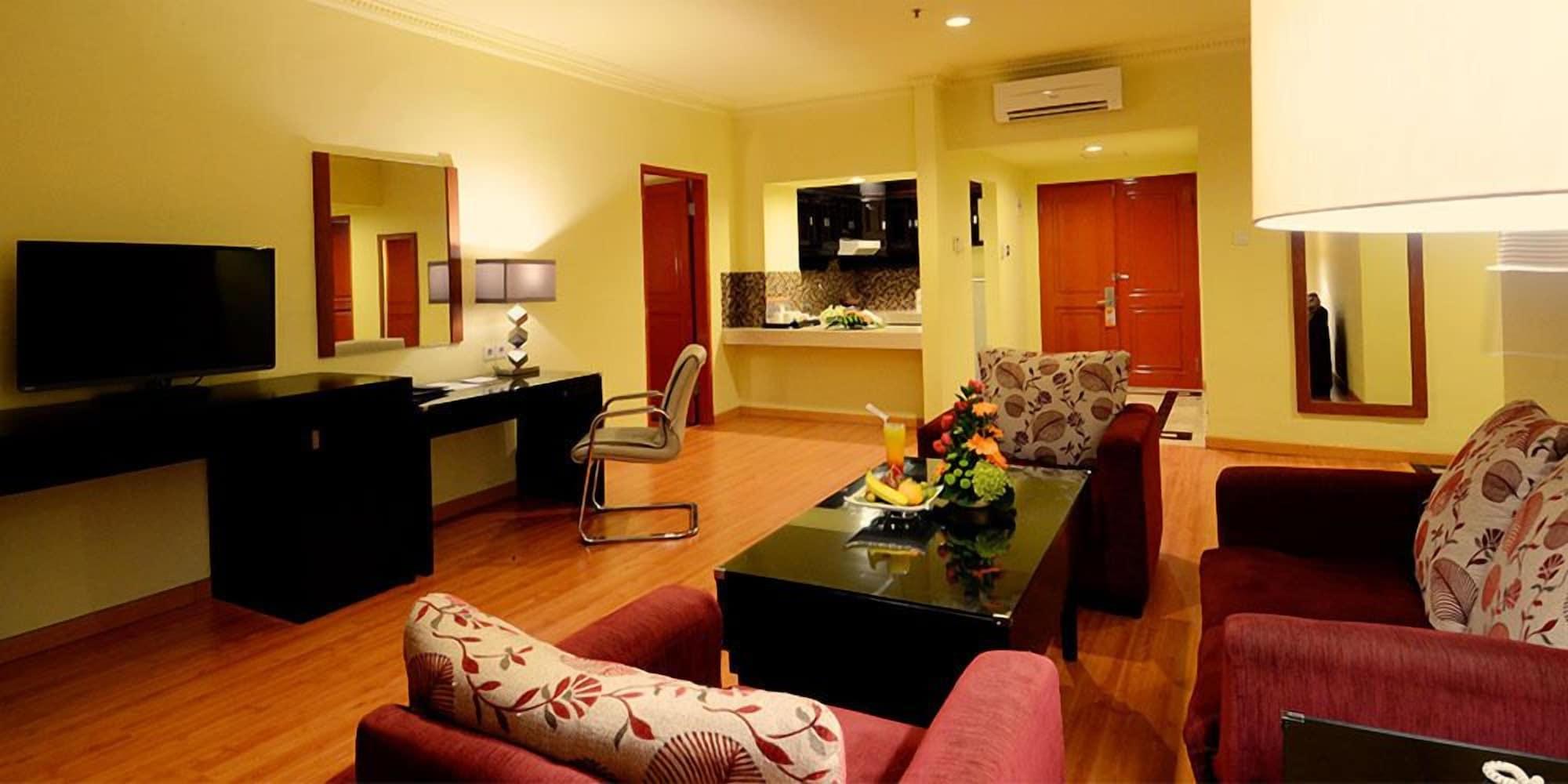 Sari Ater Kamboti Hotel バンドゥン エクステリア 写真