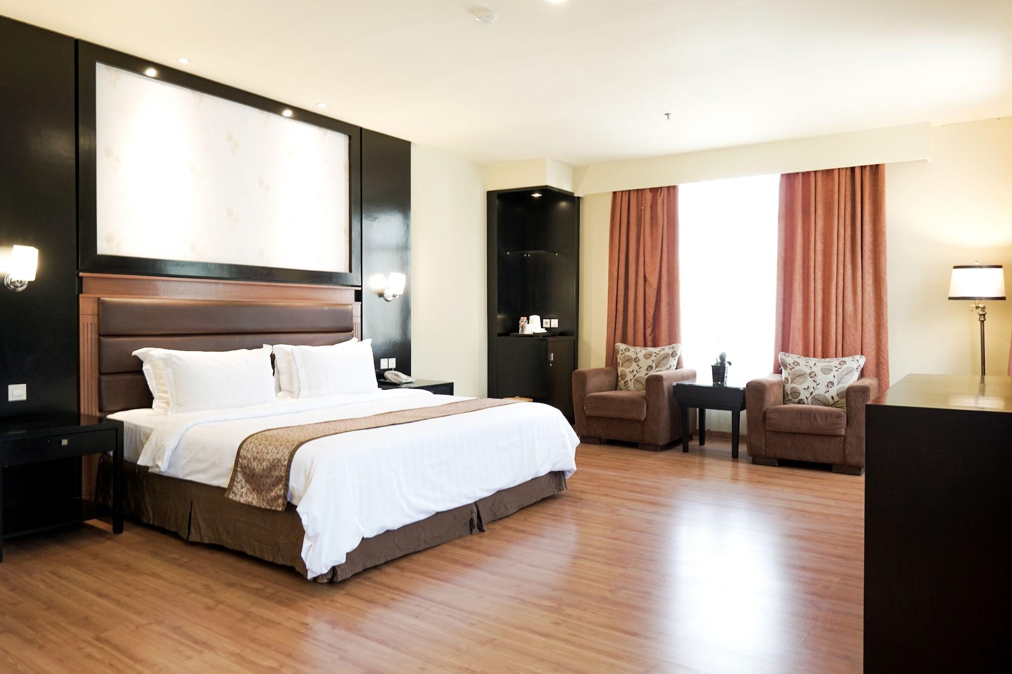 Sari Ater Kamboti Hotel バンドゥン エクステリア 写真