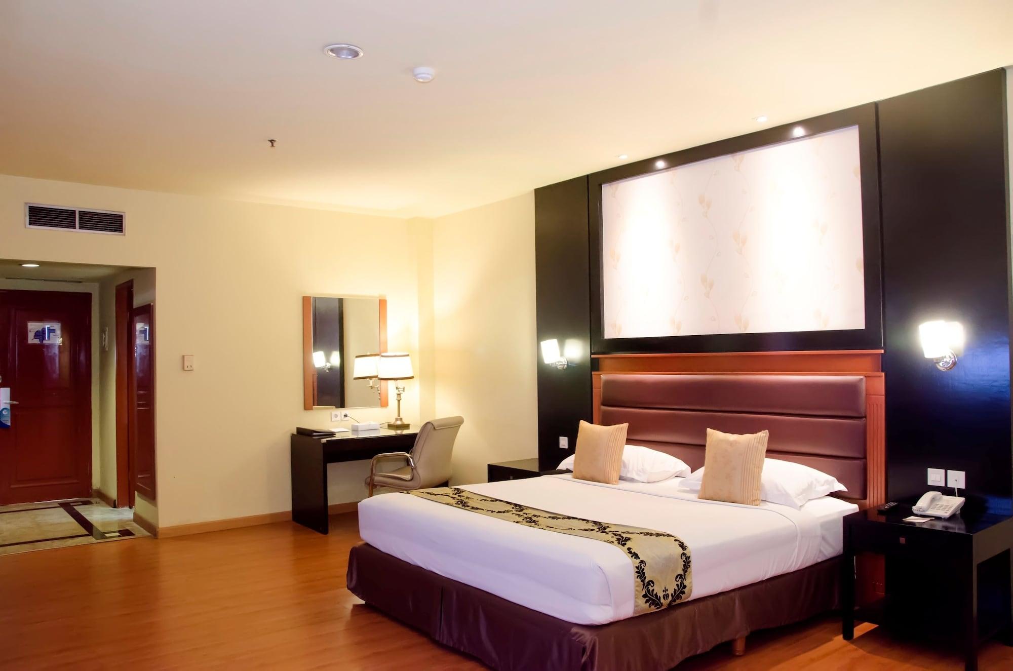 Sari Ater Kamboti Hotel バンドゥン エクステリア 写真