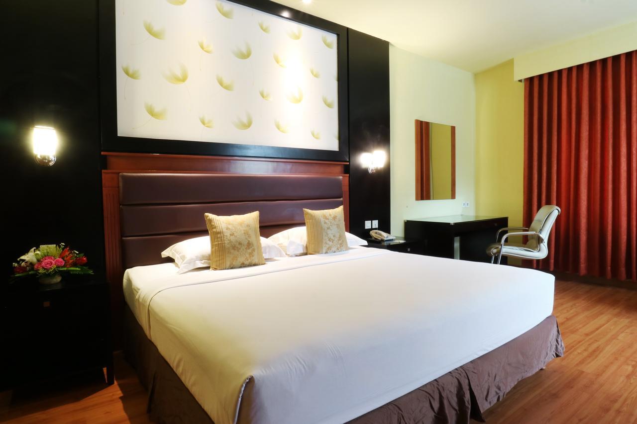 Sari Ater Kamboti Hotel バンドゥン エクステリア 写真