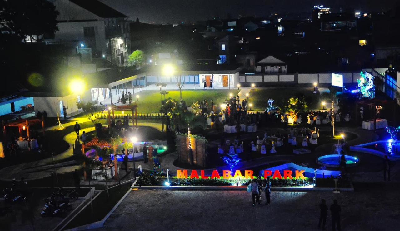 Sari Ater Kamboti Hotel バンドゥン エクステリア 写真