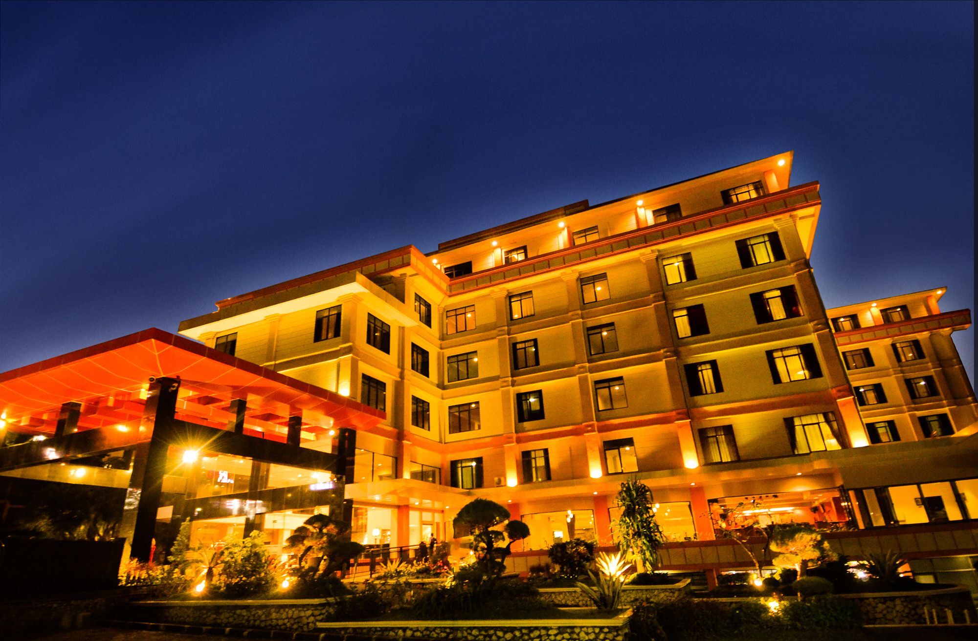 Sari Ater Kamboti Hotel バンドゥン エクステリア 写真