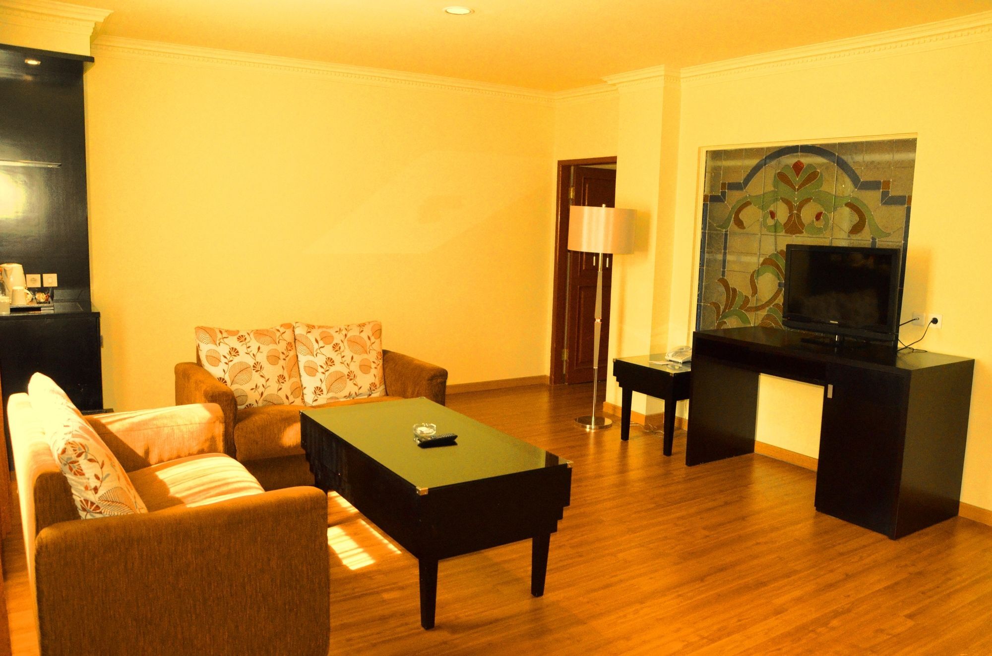 Sari Ater Kamboti Hotel バンドゥン エクステリア 写真