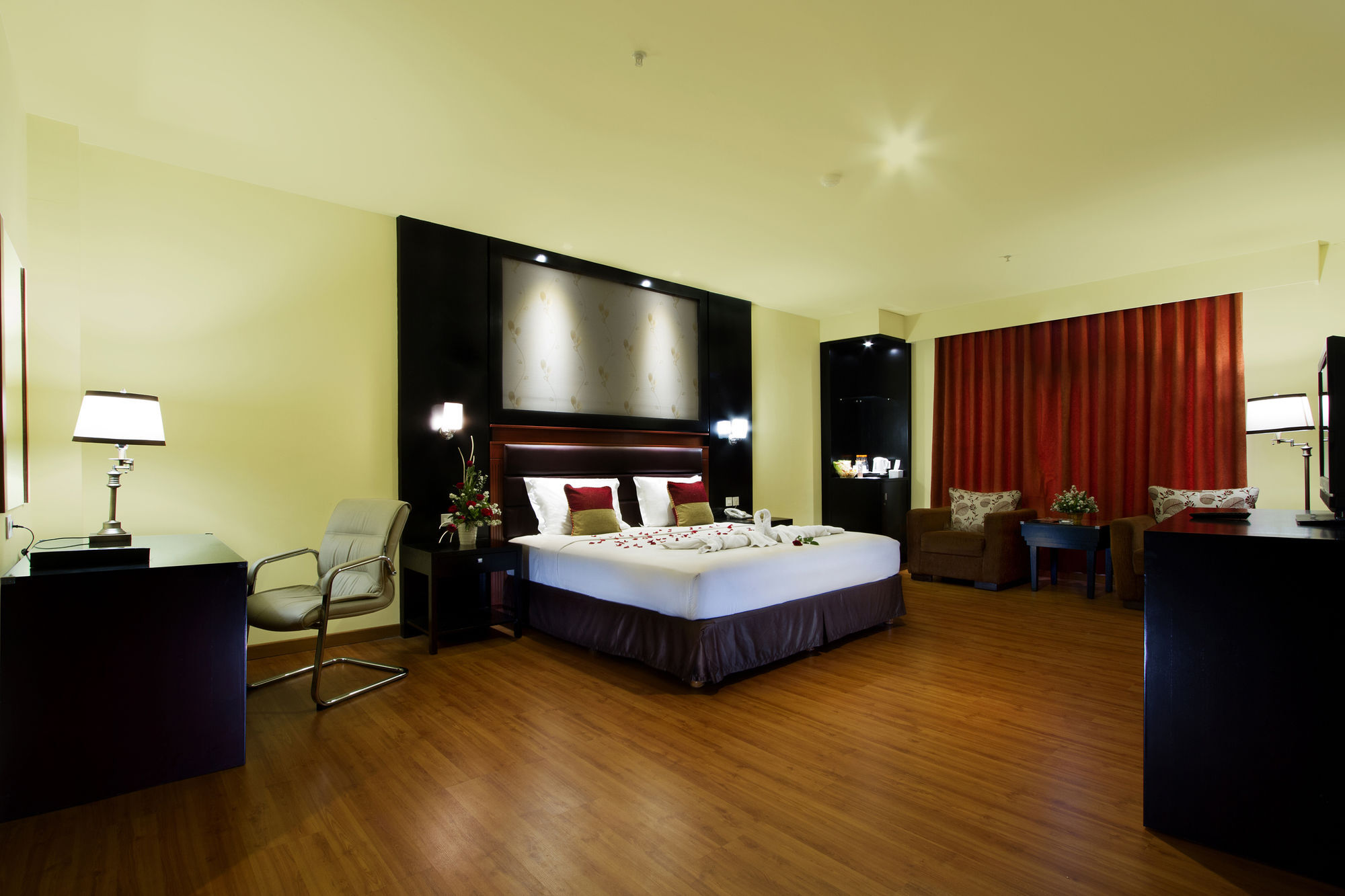 Sari Ater Kamboti Hotel バンドゥン エクステリア 写真