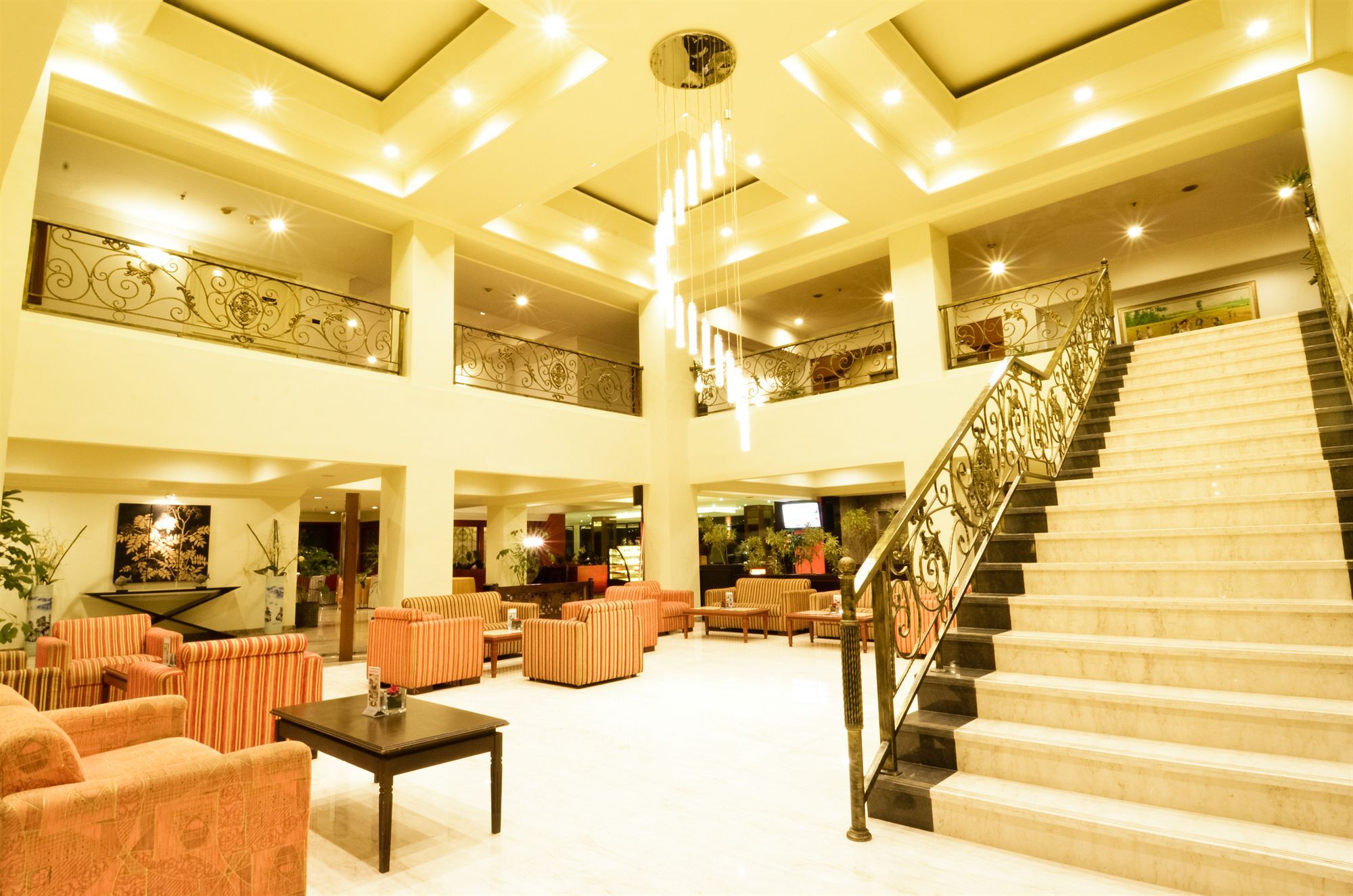 Sari Ater Kamboti Hotel バンドゥン エクステリア 写真